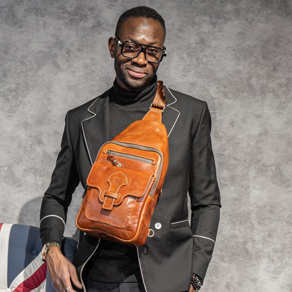 N-0006. Нагрудная сумка.