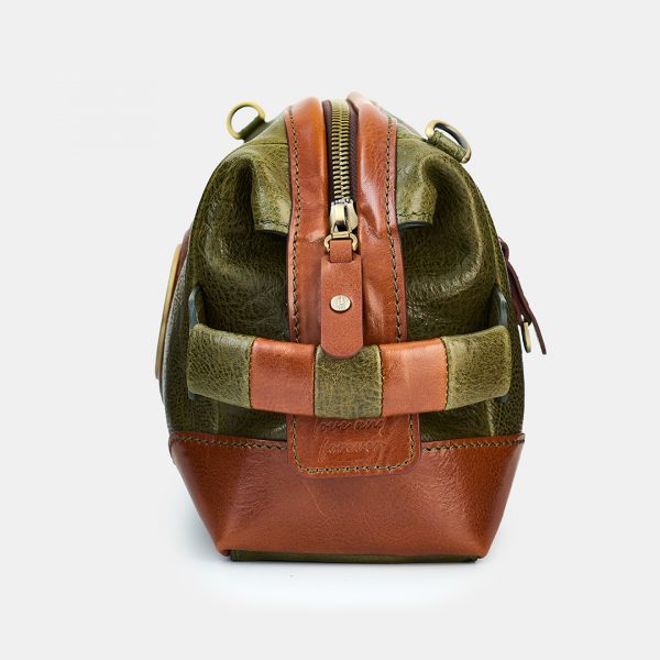 B-0012. Борсетка.