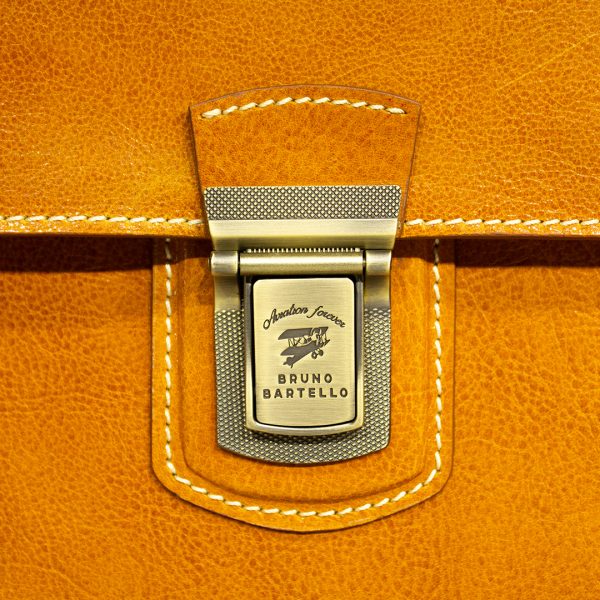 P-0044. Портфель.