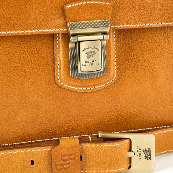 P-0044. Портфель.