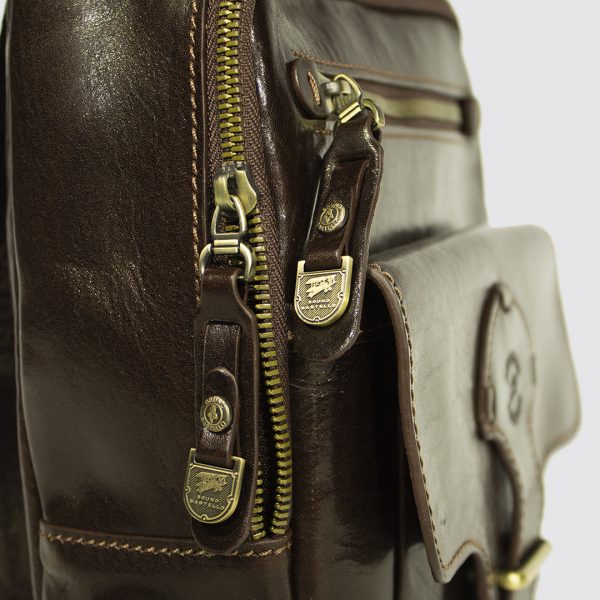 N-0020. Нагрудная сумка.