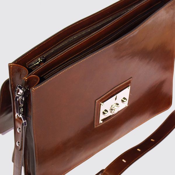 P-0046. Портфель.