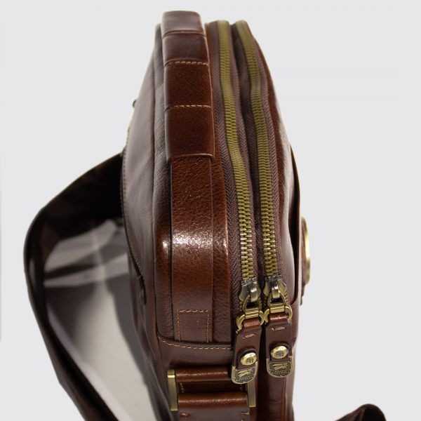 B-0041. Борсетка.