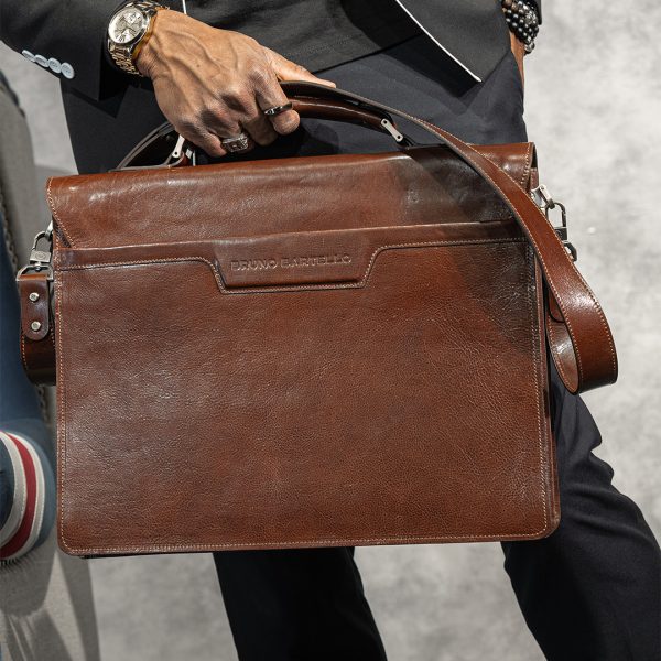 P-0048. Портфель.